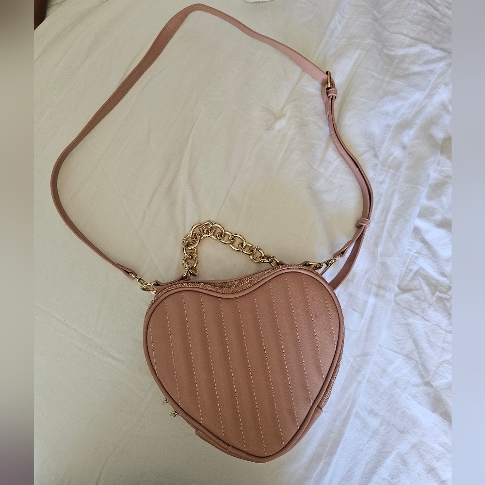 Heart-Shaped Pink Crossbody Bag